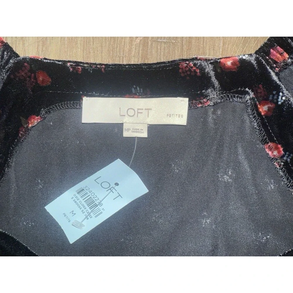 NWT Loft Ann Taylor Black Floral Velvet Puff Sleeve Top Sweetheart Neck Size MP
